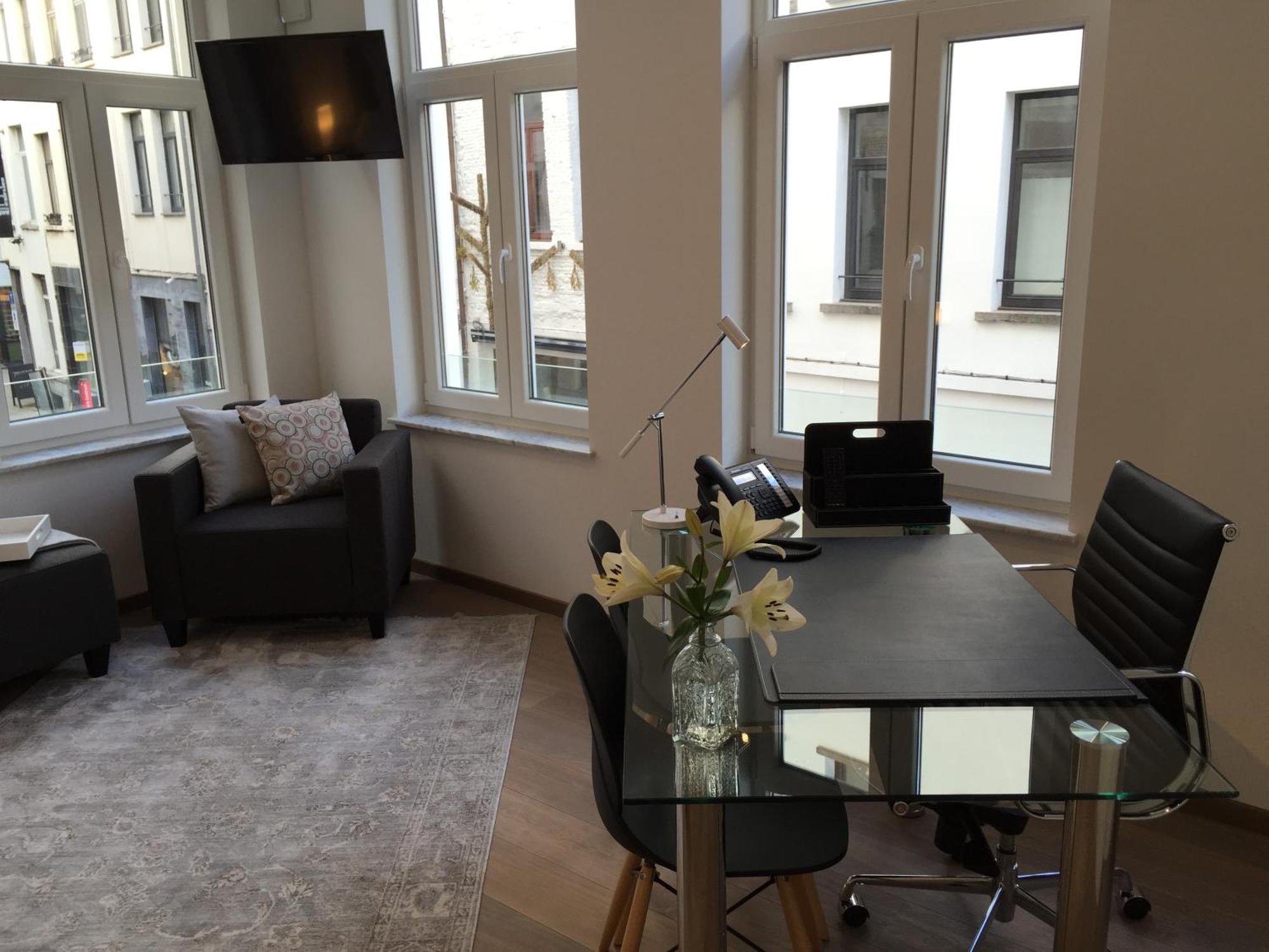 Antwerp Business Suites Ruang foto