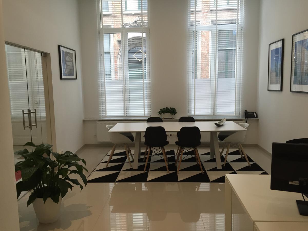 Antwerp Business Suites Bagian luar foto