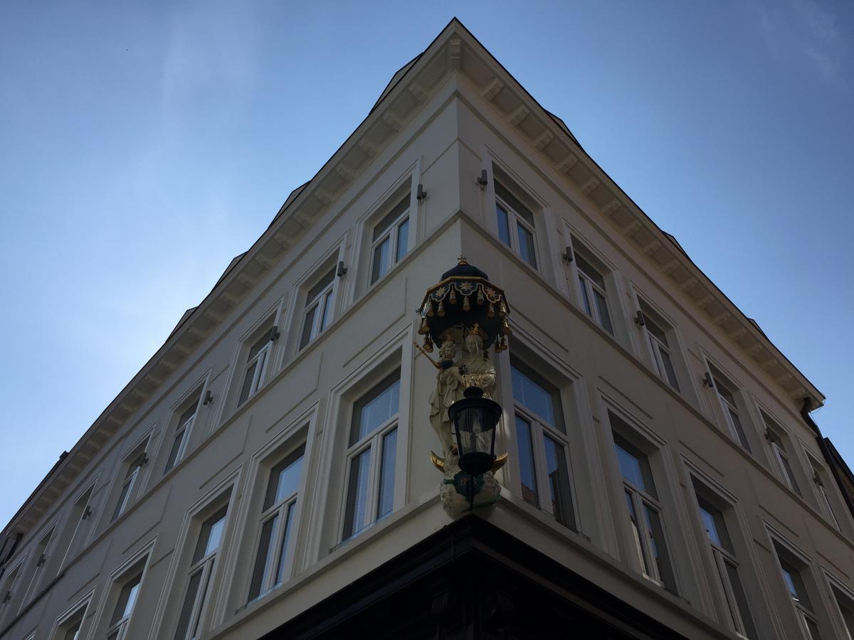 Antwerp Business Suites Bagian luar foto