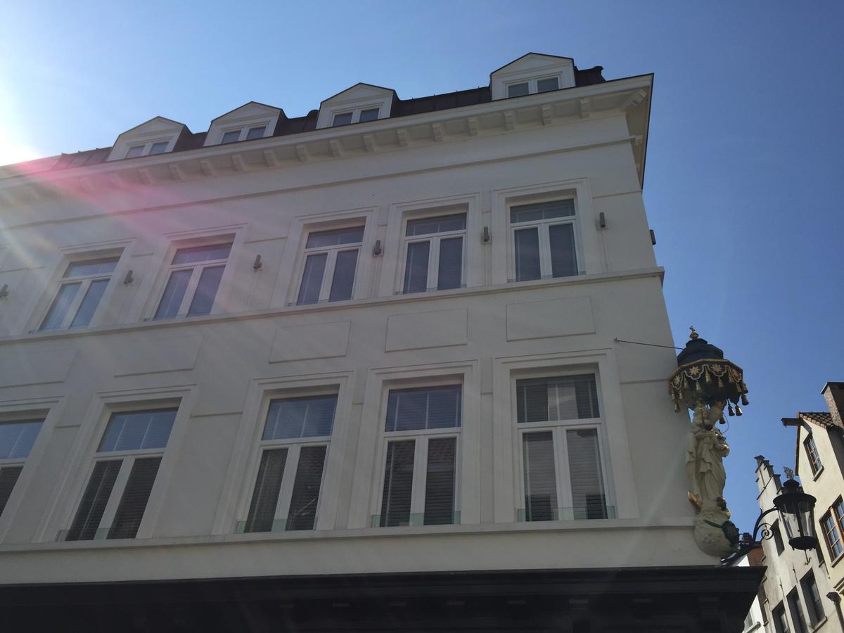 Antwerp Business Suites Bagian luar foto