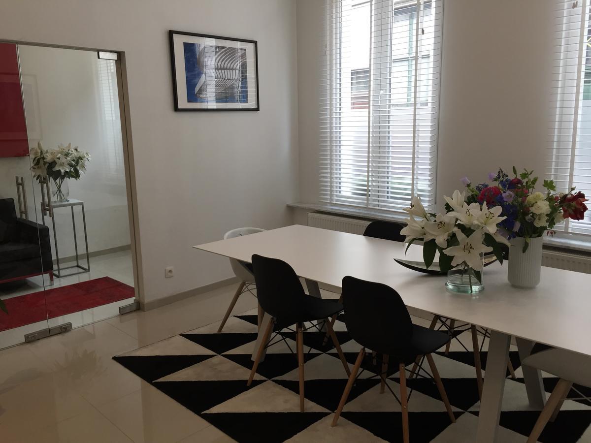 Antwerp Business Suites Bagian luar foto