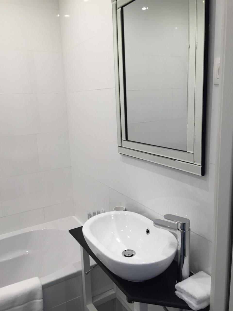 Antwerp Business Suites Bagian luar foto