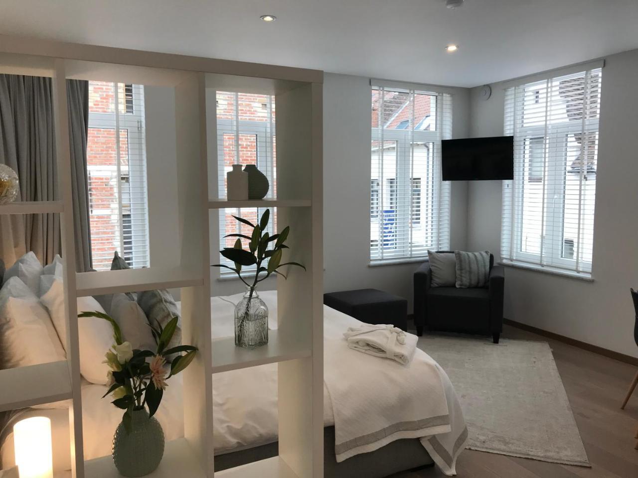 Antwerp Business Suites Bagian luar foto