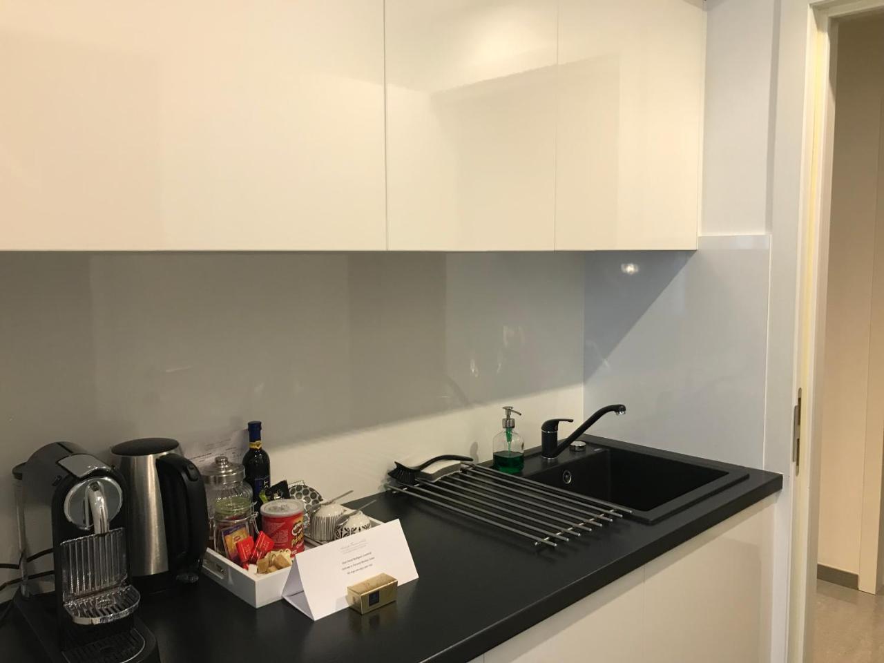 Antwerp Business Suites Bagian luar foto